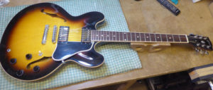 Gibson ES335